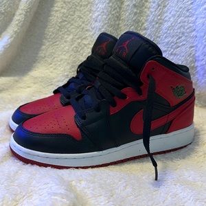 Black, red & white Air Jordan 1 mid size 5.5 youth